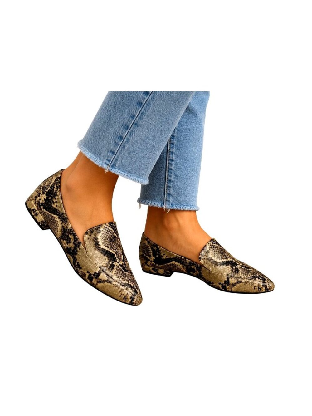 Steve Madden Snake Print Loafers Slip On Flats Pointed Toe Chic Women Size 8.5